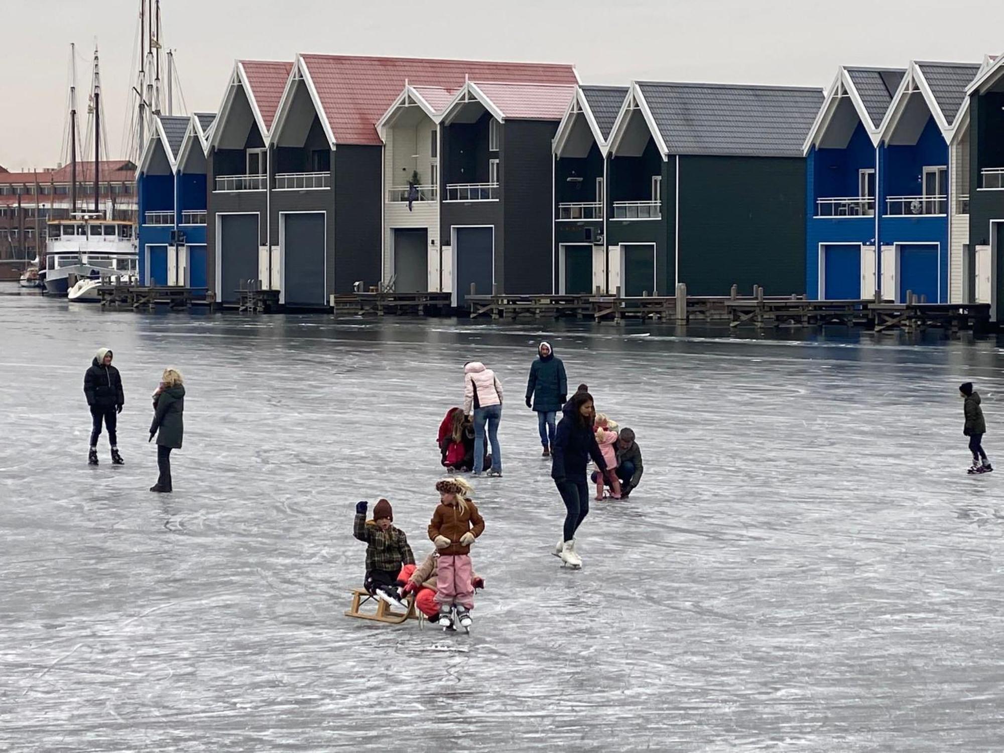 Nomad Water Lodge Harderwijk Exterior foto